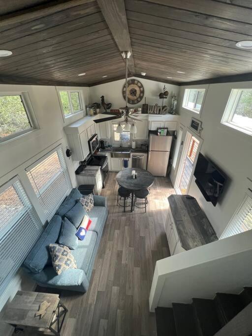 Fox Hollow - Tiny Home With Cypress Creek Access, Park Like Setting Wimberley Eksteriør billede